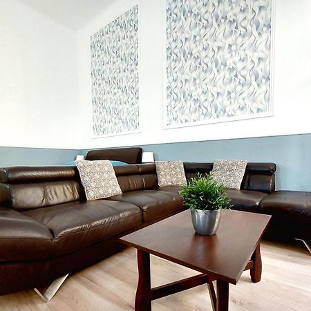 Eoetvoes Apartman Budapest Ngoại thất bức ảnh