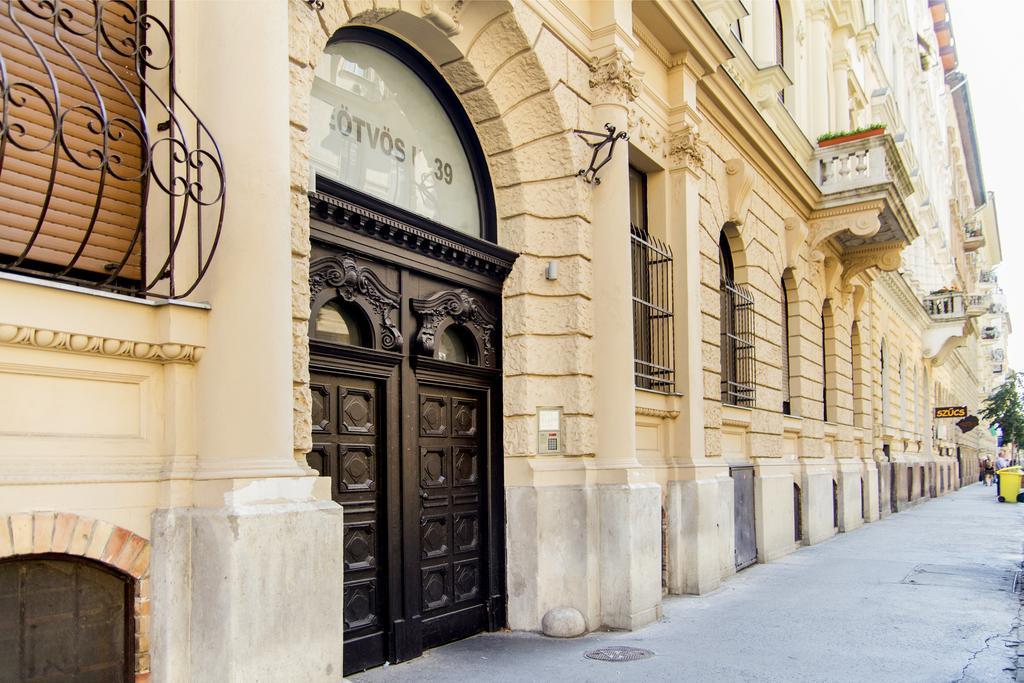 Eoetvoes Apartman Budapest Phòng bức ảnh